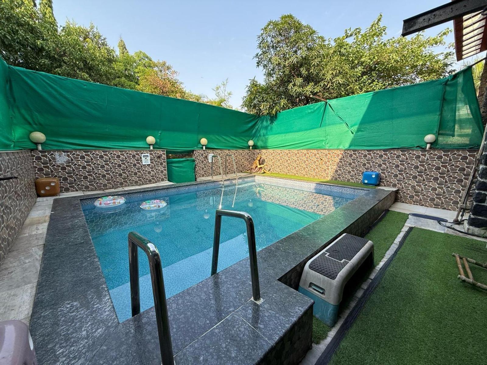 Blue Heaven- Lonavala 2 Bhk With Private Pool! Exterior foto